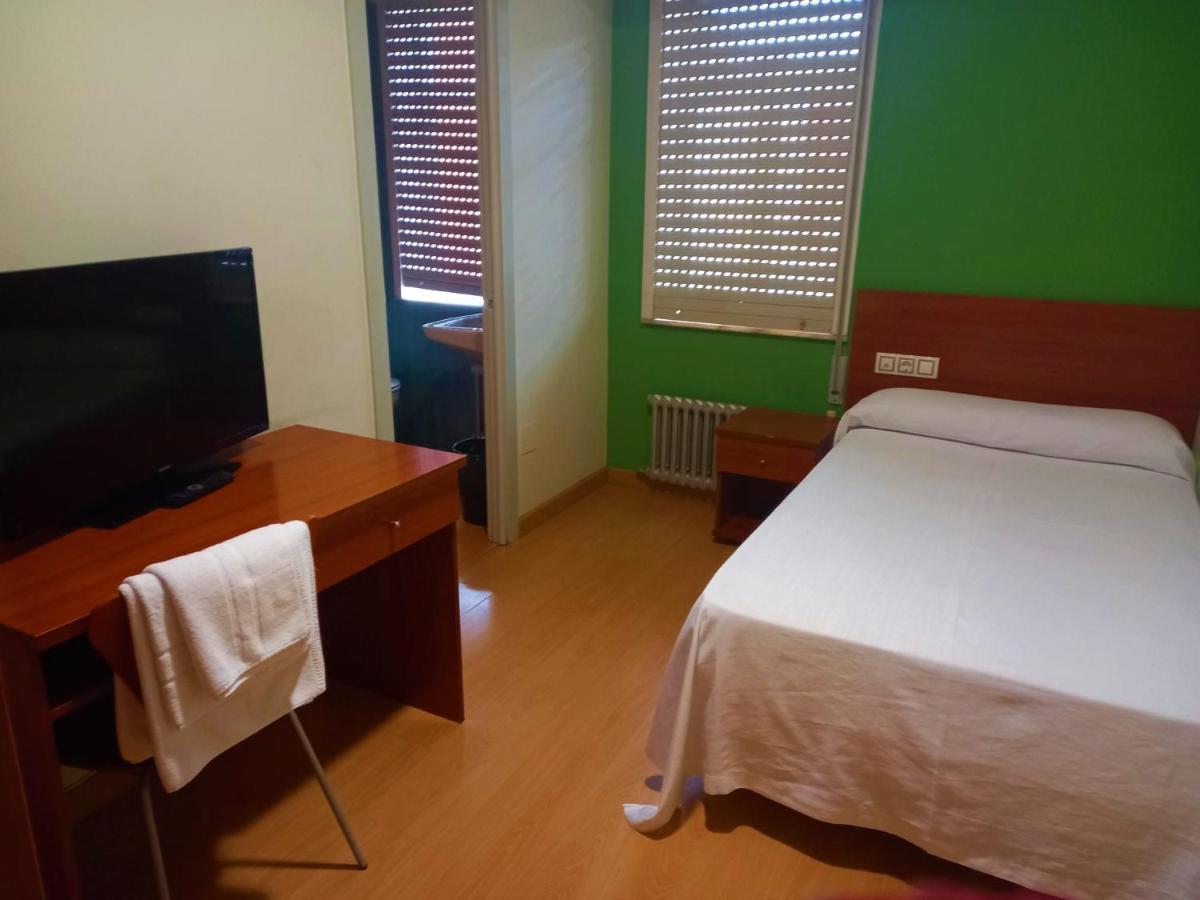 Pension San Roque Луго Екстер'єр фото