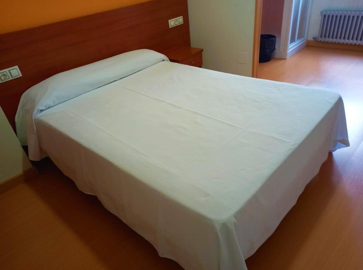 Pension San Roque Луго Екстер'єр фото