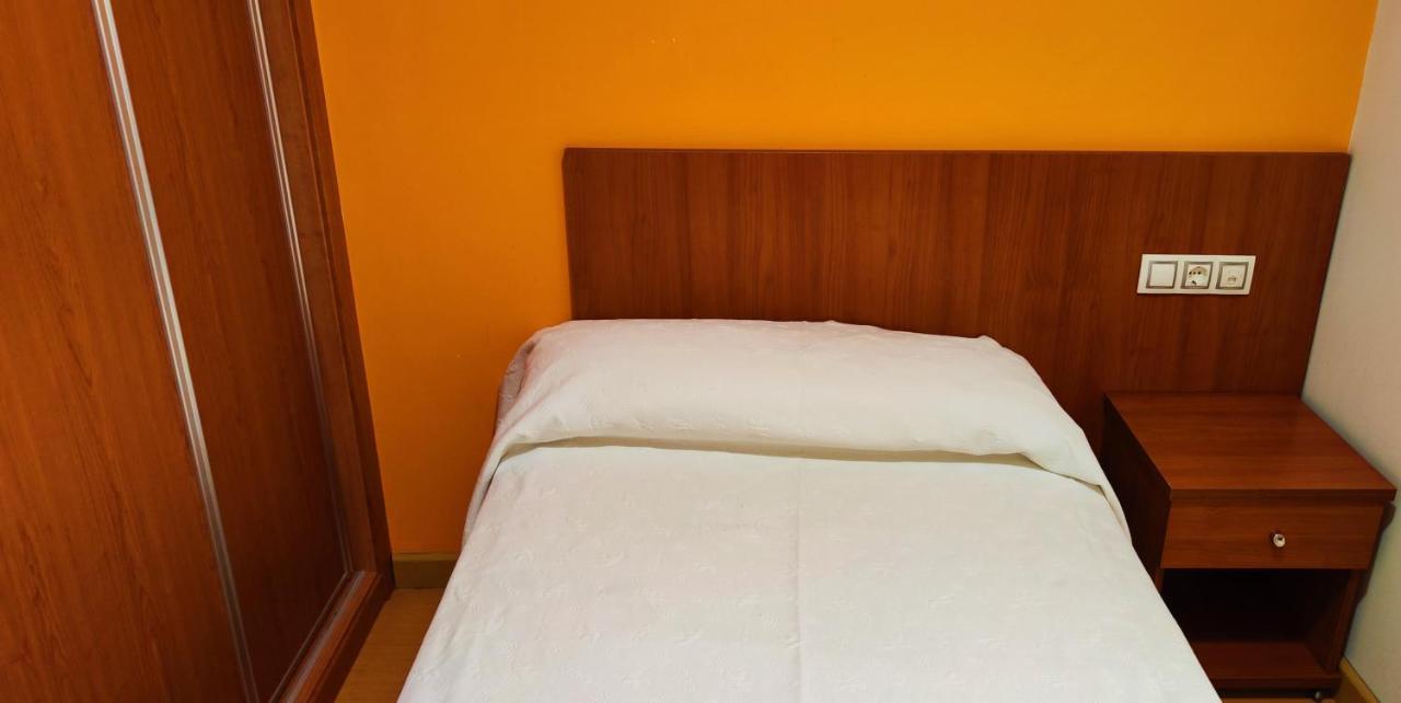 Pension San Roque Луго Екстер'єр фото